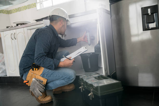 Best Toilet Repair Services  in Loma Ri, CA