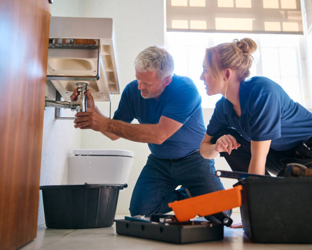 Best Shower Repair Services  in Loma Ri, CA